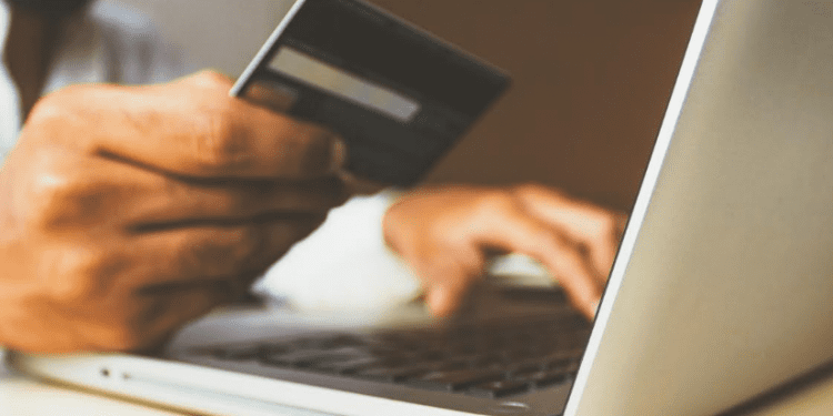 Entregan consejos para comprar de forma segura durante Black Friday