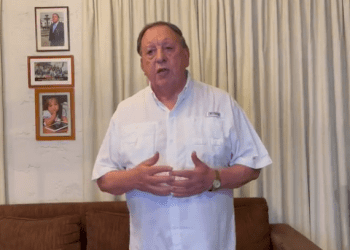 Presidente de gremio camionero desmiente haber llegado a acuerdo con Gobierno