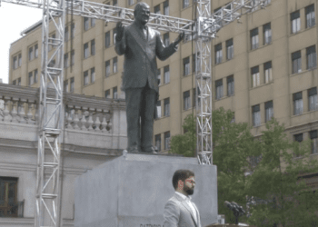Inauguran estatua de ex Presidente Patricio Aylwin