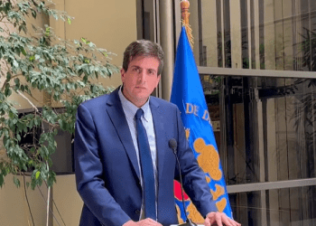 Diputado Schalper pide a camioneros deponer el paro