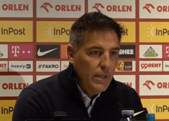 Berizzo y derrota ante Polonia: «hicimos del partido un monopolio del balón»