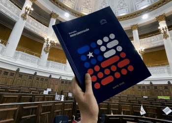 71% no cree que habrá acuerdo constitucional según Cadem