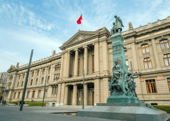 Corte Suprema rechaza demanda en caso de incendio de sede social de las Fuerzas Armadas