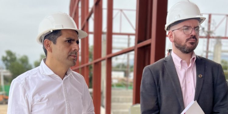 Alcalde de Casablanca y Ministro Jackson buscan impulsar proyectos sociales en la comuna