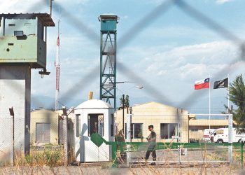 Plantean habilitar el centro penitenciario de Punta Peuco para recibir a reos comunes