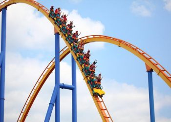 Científicos descubren que montañas rusas sirven para eliminar cálculos renales