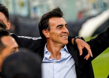 Gustavo Quinteros confía en seguir siendo el DT de Colo Colo: «Tenemos que fortalecer el equipo para participar en Copa Libertadores»￼