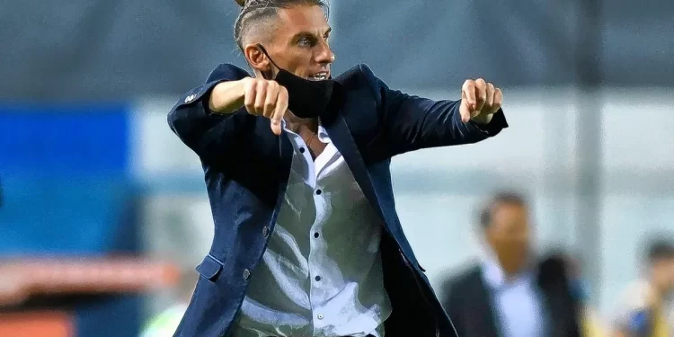 Beccacece es el «favorito» para ser el DT de la U: Azul Azul ya tiene tres candidatos