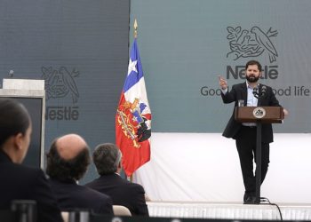 Encuesta Data Influye: Aprobación del Gobierno sube y llega a 37%