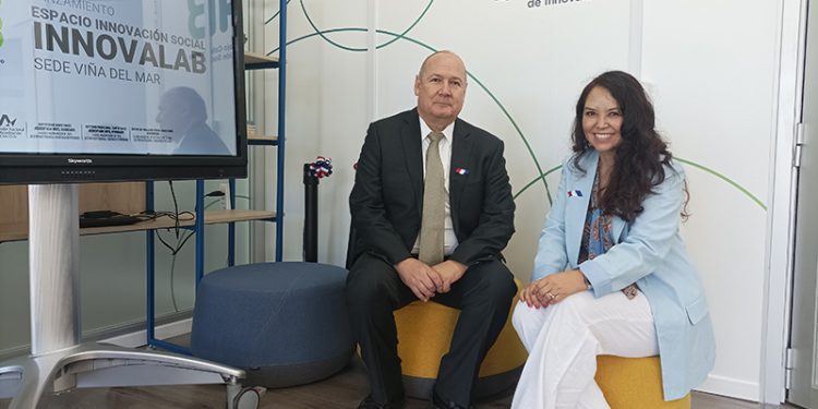 UST inaugura espacio colaborativo “InnovaLab”