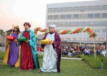 Hospital de Quillota vive la previa de navidad con tradicional Pesebre en vivo