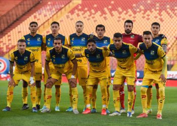 Everton presentó sus nuevas camisetas para 2023