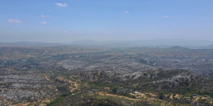 Tres comunas de la región se mantienen en alerta roja por incendios