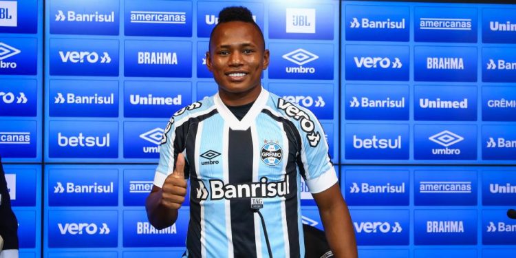 Colo Colo busca a joven promesa colombiana de Gremio
