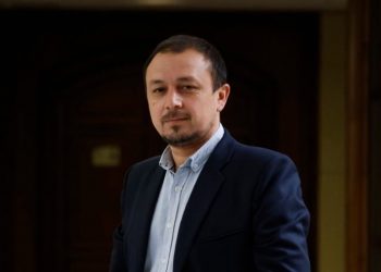 Diputado Cuello (PC) pide a FF.AA. y Carabineros explicar gastos en alcohol