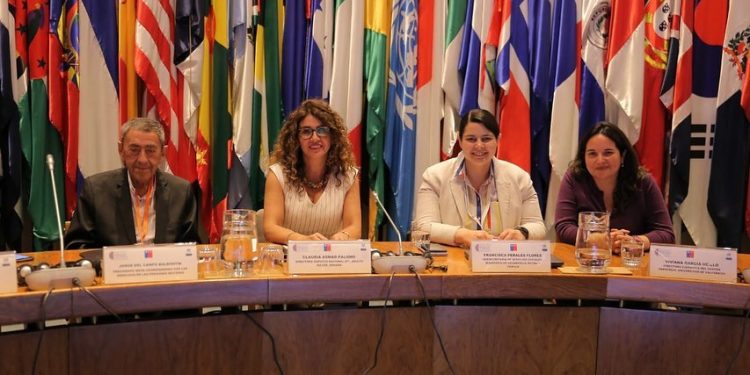 Realizan Conferencia sobre envejecimiento en la Universidad de Valparaíso