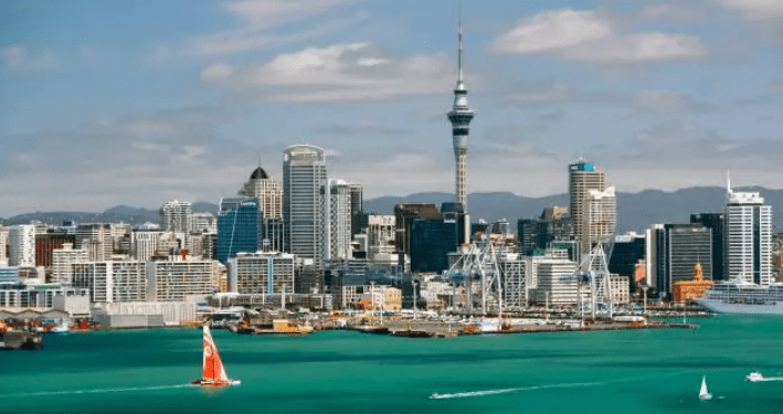 Nueva Zelanda busca atraer a 75.000 trabajadores