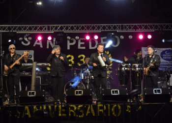 San Pedro de Quillota celebró sus 331 años bailando al ritmo de Los Vikings 5