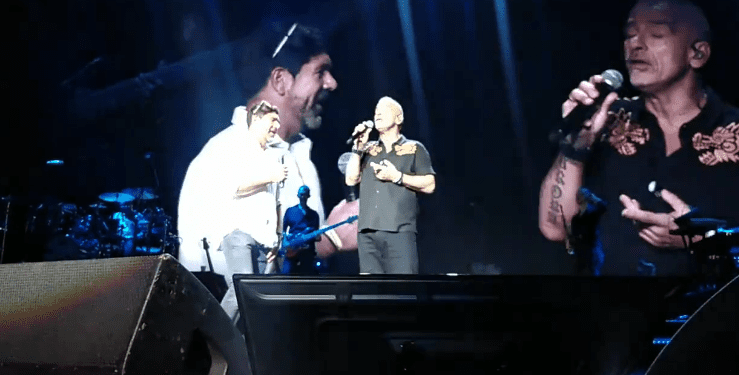 Marcelo Salas se lució cantando junto a Eros Ramazzotti en el Movistar Arena