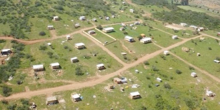 Personas de «Toma Vip» de Quillota agreden cobardemente a periodista