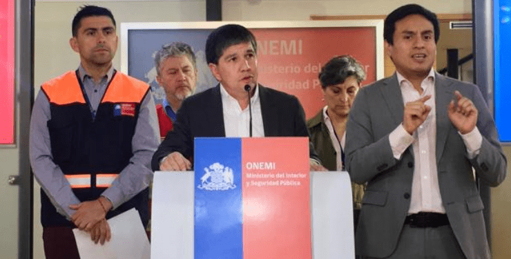 Subsecretario Monsalve: «Con los medios disponibles el control del incendio se hará en el día»