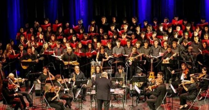 80 artistas participaron en cantata por los Derechos Humanos