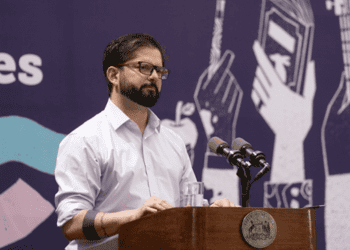 Presidente Boric responde a Elisa Loncón por críticas a proceso constituyente