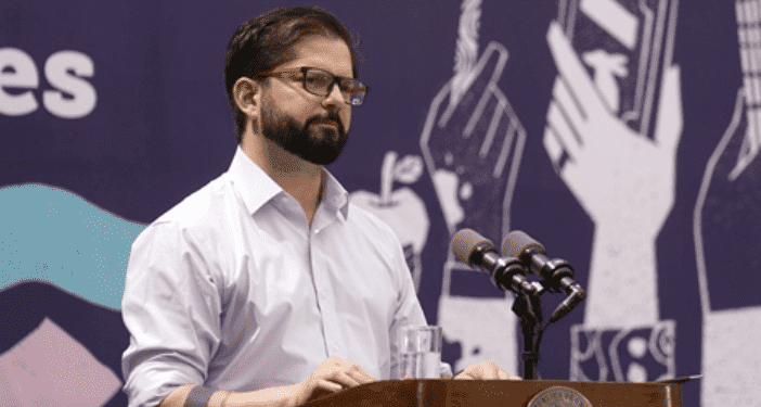 Presidente Boric responde a Elisa Loncón por críticas a proceso constituyente