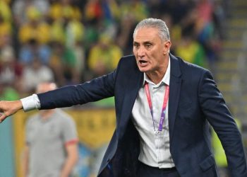 Ex DT de Brasil es asaltado y ladrón le recrimina eliminación del mundial