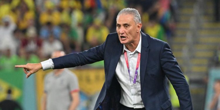 Ex DT de Brasil es asaltado y ladrón le recrimina eliminación del mundial