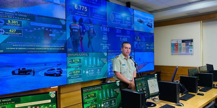 Carabineros ha detenido a 130 sujetos por desmanes en colegios emblemáticos