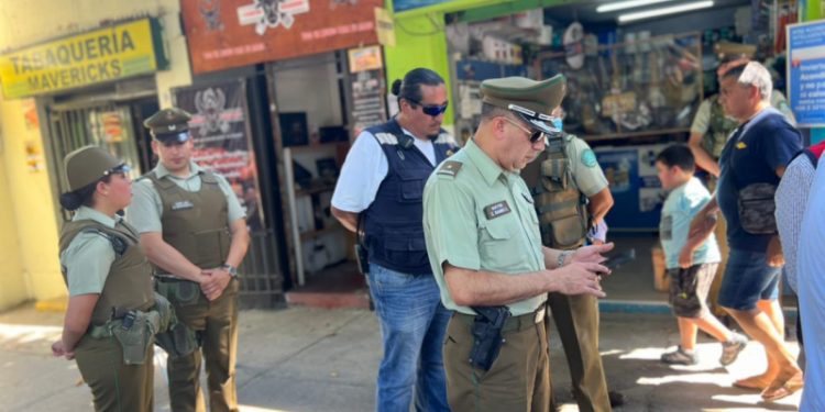 Fiscalizan permisos de comercio ambulante en Quilpué