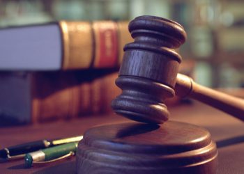 Colegio de Abogados de Valparaíso sale en defensa de candidatos a Fiscal Nacional