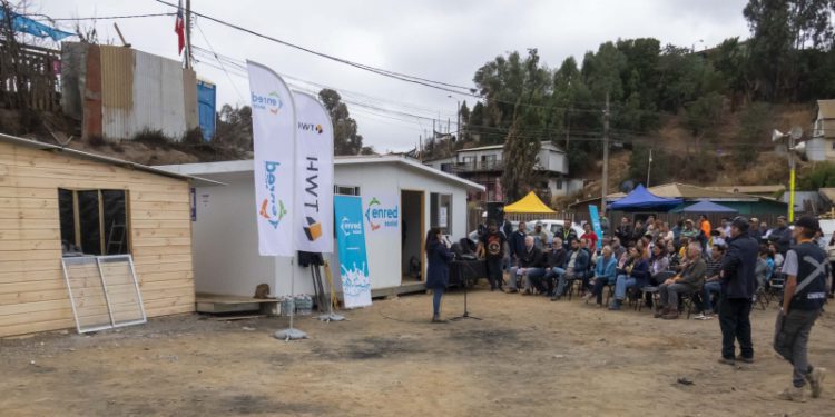 Instalan centro de operaciones en sector afectado por incendio en Viña del Mar