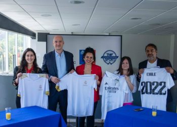 Clínica de Fútbol del Real Madrid se instalará en Viña del Mar para niños en riesgo social