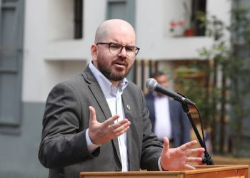 Giorgio Jackson es el ministro con la evaluación negativa más alta