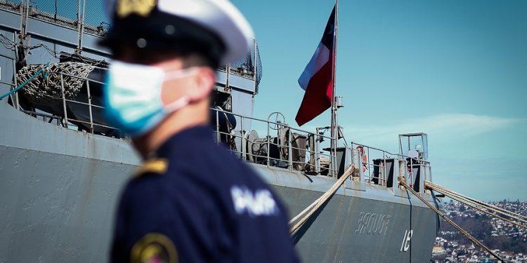 Liberan con vida a marino que había sido secuestrado en Ecuador