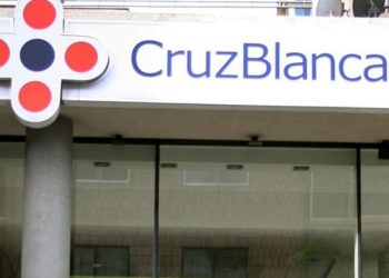 Isapre Cruz Blanca despide a una división entera de trabajadores
