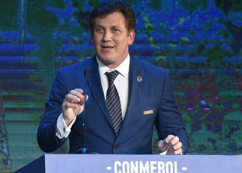 Presidente de Conmebol dice que candidatura al mundial de 2030 está «sólida»