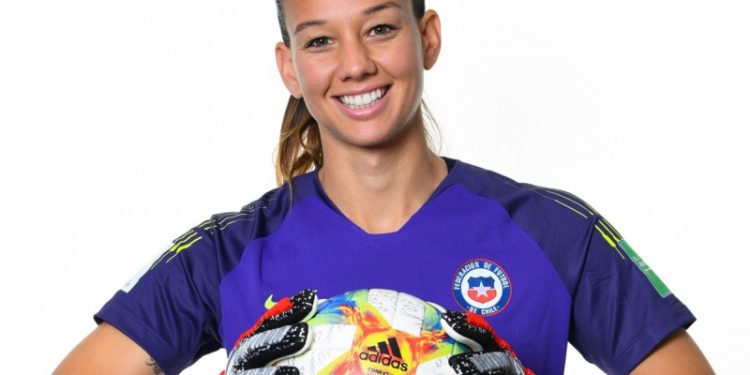 Eligen por segundo año a Christiane Endler como la mejor portera del mundo