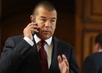 Superintendente de Salud señala que no habrá «salvataje» a Isapres