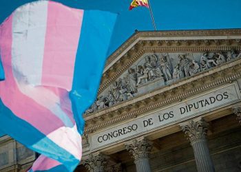 España: Avanza ley que simplifica los trámites de cambio de sexo e identidad sexual