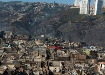 Afectados por incendio de Viña del Mar todavía esperan por ayuda del Gobierno