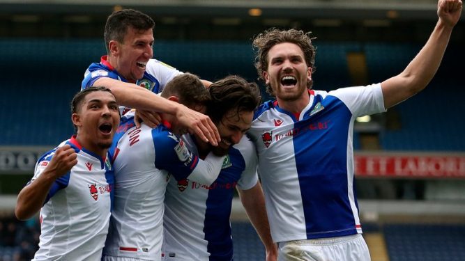 Ben Brereton es figura en triunfo de Blackburn por la mínima