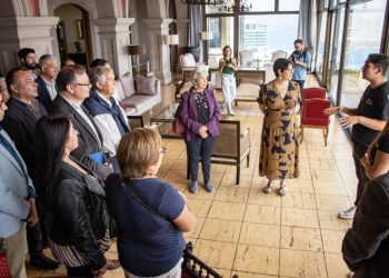 UV y Gobierno lanzan plan de visitas guiadas en el Palacio Presidencial de Cerro Castillo