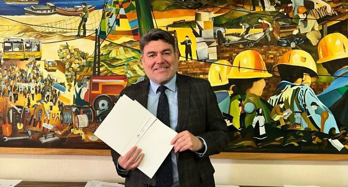 [Entrevista] Diputado Venegas: «Sabemos que existe un avance, una derechización peligrosa por parte del país»