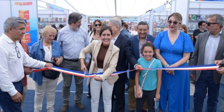 Inauguran Feria Internacional del Libro en Viña del Mar