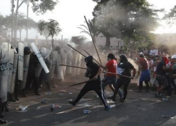 Protestas en Perú mantienen su intensidad y dejan 62 muertos