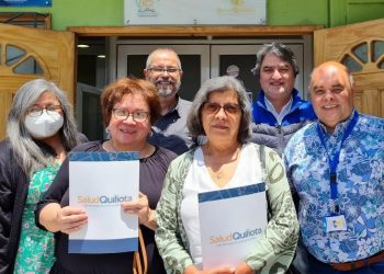 Quillota: Reconocen a dos profesionales de la salud que se acogieron a retiro