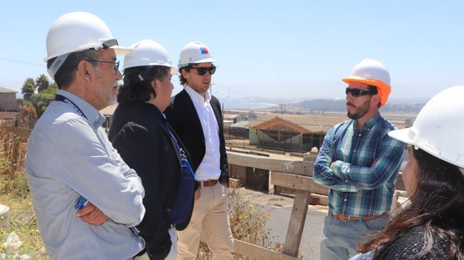 División de Inversiones visita Hospital de Quintero para definir prioridades